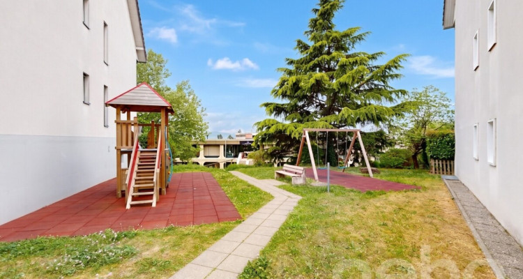Attique duplex 5,5 pièces à vendre à Crissier ? 121 m², lumineux, vue image 11