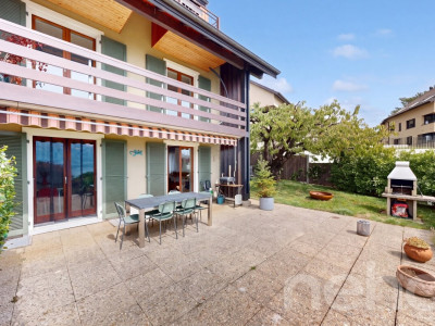 Duplex de charme avec vue imprenable sur le lac et les Alpes image 1