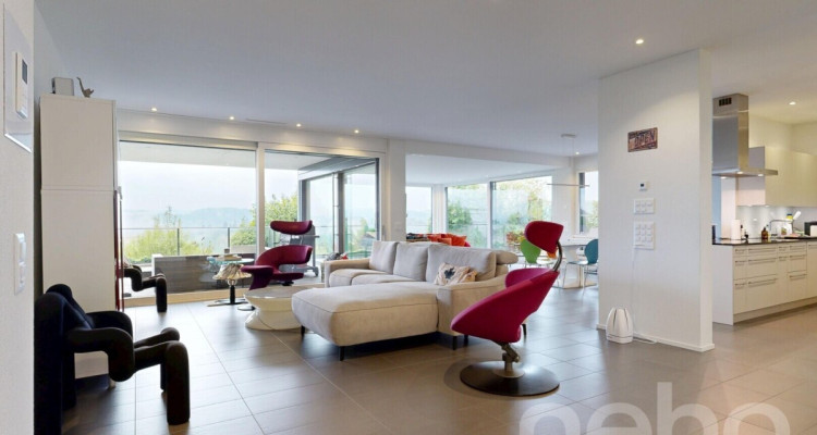 Wohnen mit Weitblick ? 4.5-Zimmer-Terrassenwohnung mit Doppelgarage image 2