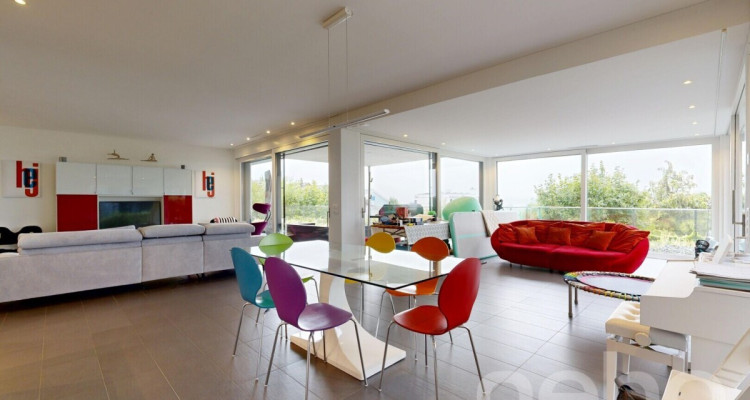 Wohnen mit Weitblick ? 4.5-Zimmer-Terrassenwohnung mit Doppelgarage image 3