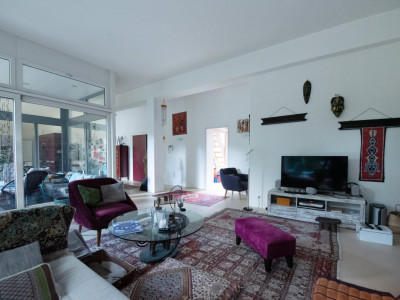 Vie de famille et vie professionnelle dans votre Loft avec jardin image 2