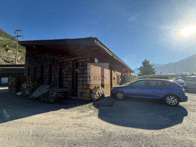 Halle industrielle + annexe à vendre à Saint-Léonard image 1