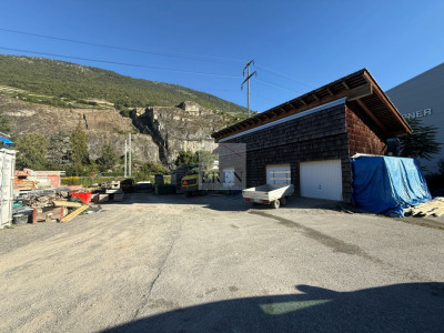 Halle industrielle + annexe à vendre à Saint-Léonard image 4