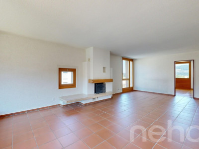 Naturnah wohnen mit Cheminée, Balkon und eigenem Bastelraum image 1