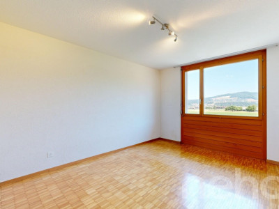 Naturnah wohnen mit Cheminée, Balkon und eigenem Bastelraum image 5