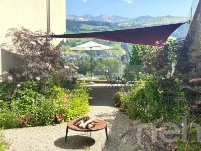 3.5-Zimmer-Gartenwohnung mit viel Privatsphäre image 1