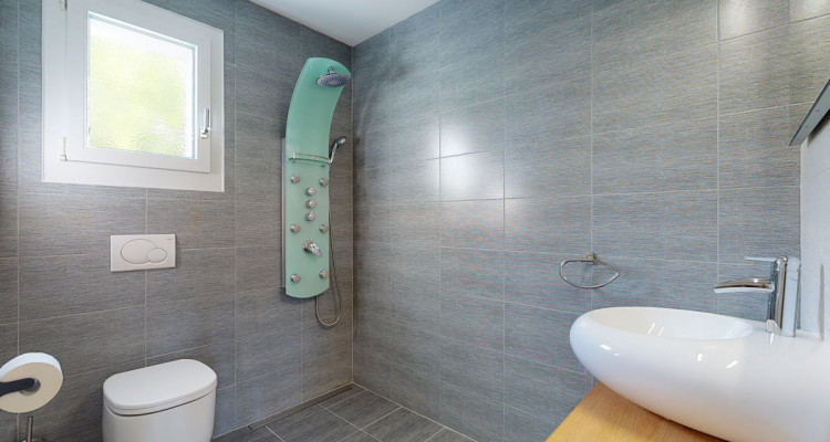 Grande maison avec jardin et appartement indépendant à Penthalaz image 10