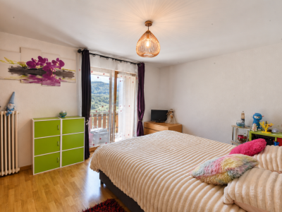Charmant appartement de 4.5 pièces dans un quartier calme à Val-dIlliez image 3