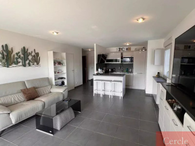 APPARTEMENT T3 EN ATTIQUE image 4