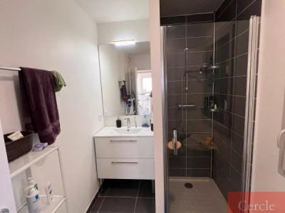 APPARTEMENT T3 EN ATTIQUE image 5