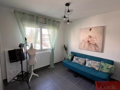APPARTEMENT T3 EN ATTIQUE image 9