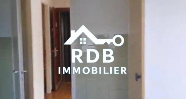 Appartement de 6 pièces au 8ème étage situé à Onex 1213 image 9