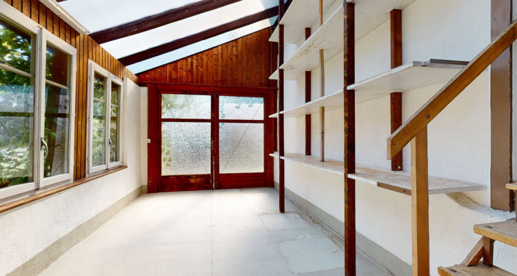 einmaliges Renovationsobjekt, ideal für Handwerker/Mehrgenerationen image 5