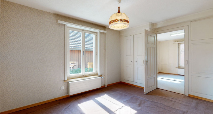 einmaliges Renovationsobjekt, ideal für Handwerker/Mehrgenerationen image 7