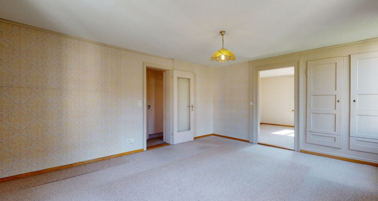 einmaliges Renovationsobjekt, ideal für Handwerker/Mehrgenerationen image 9