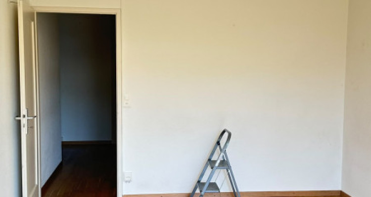 Studio avec balcon image 1