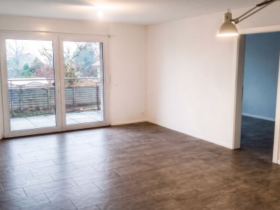 Appartement lumineux de 2,5 pièces avec balcon image 2