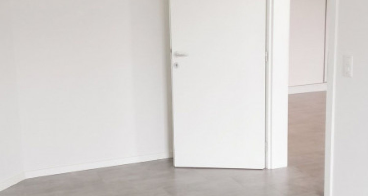 Appartement lumineux de 2,5 pièces avec balcon image 4