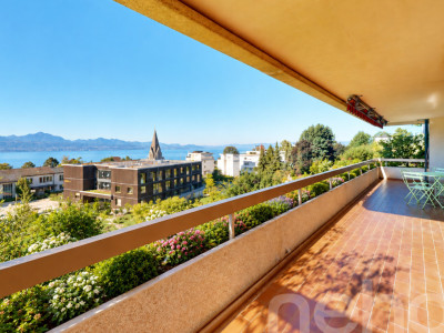 Magnifique appartement de 4,5 pièces avec vue panoramique sur le lac image 1
