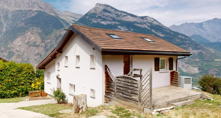 Maison rénovée avec grand jardin et vue sur les montagnes à Saxon image 11