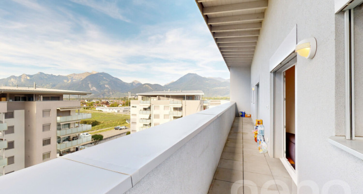 Grand Attique avec terrasse de 60m² et vue sur les montagnes. image 8