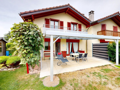 Maison avec jardin et terrasse plein sud à Collombey idéalement située image 10