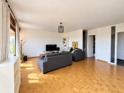 Magnifique appartement 3 pièces avec balcon et vue dégagée – Petit-Saconnex image 2