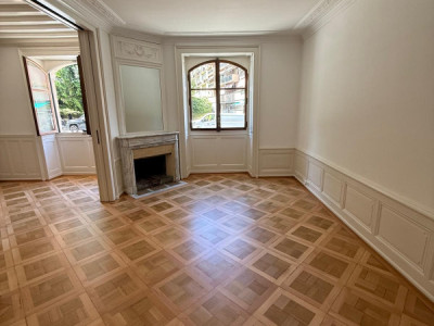 Magnifique appartement 5,5 pièces de 117 m² aux Eaux-Vives image 2