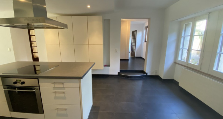 Bel appartement de 3.5 pièces denv. 100 m2 avec jardin image 7