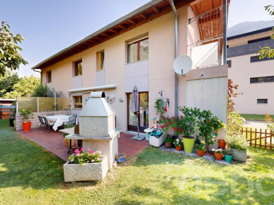Villa individuelle à Vernayaz? espaces modulables, extérieur verdoyant image 1