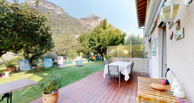 Villa individuelle à Vernayaz? espaces modulables, extérieur verdoyant image 11