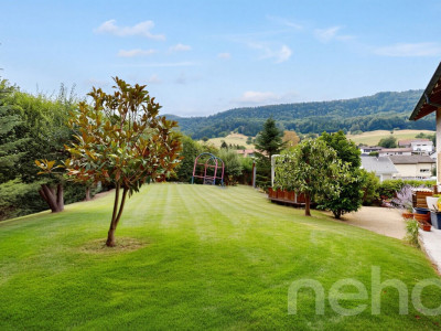 Freistehendes Einfamilienhaus mit herrlichem Garten und Grünsicht image 8