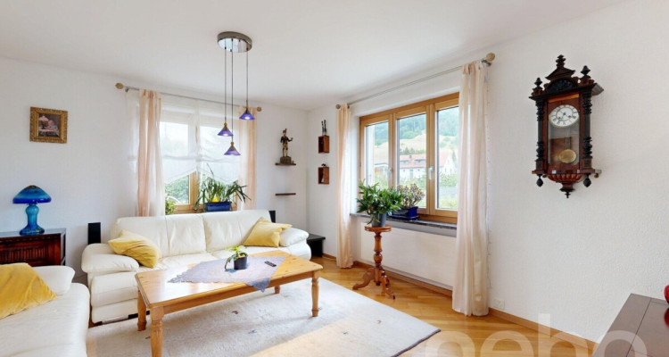 Freistehendes Einfamilienhaus mit herrlichem Garten und Grünsicht image 12