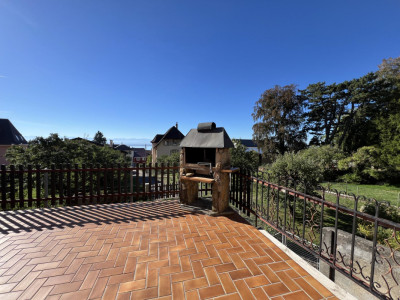 Maison villageoise avec vue: un beau potentiel à réléver image 3
