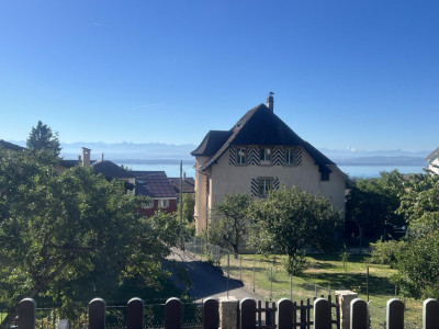 Maison villageoise avec vue: un beau potentiel à réléver image 4
