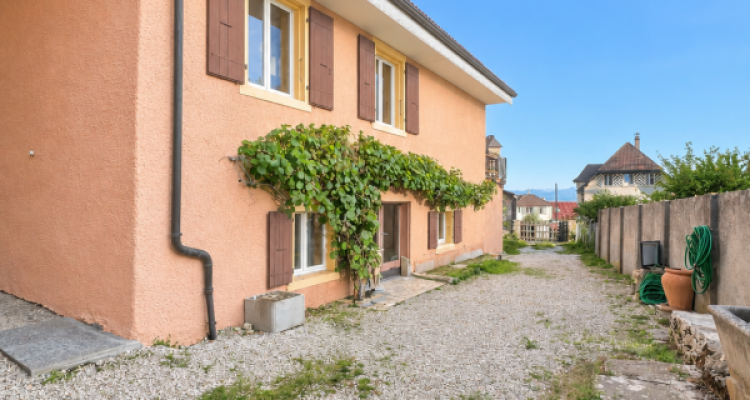 Maison villageoise avec vue: un beau potentiel à réléver image 13