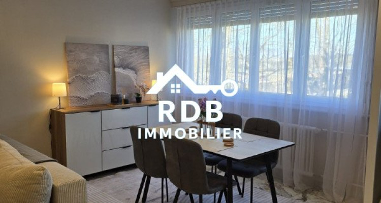Appartement de 4 pièces au 5ème étage situé à Meyrin 1217 image 1