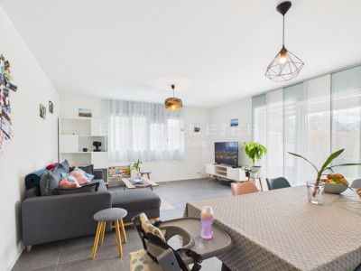 Appartement 3.5 pièces, jardin privatif et vue dégagée sur les montagnes image 6