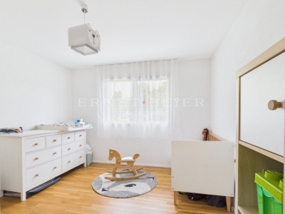 Appartement 3.5 pièces, jardin privatif et vue dégagée sur les montagnes image 8