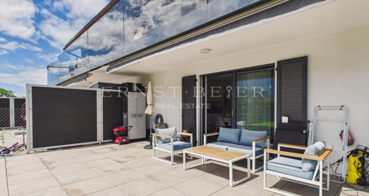 Appartement 3.5 pièces, jardin privatif et vue dégagée sur les montagnes image 3
