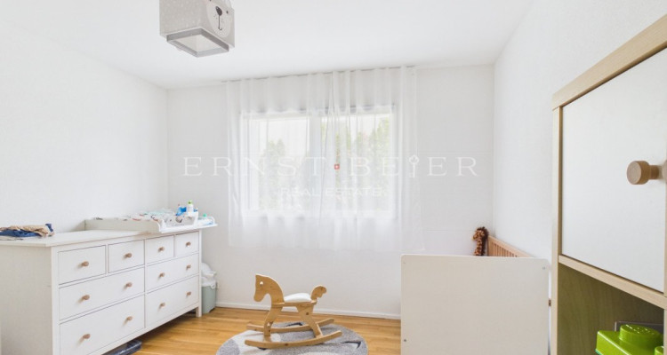 Appartement 3.5 pièces, jardin privatif et vue dégagée sur les montagnes image 8