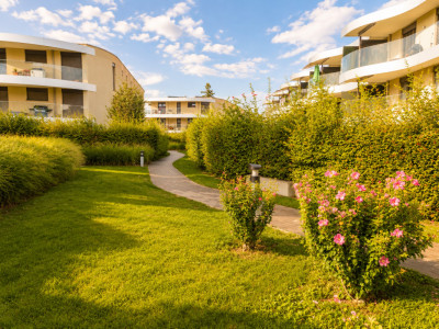 Modern 4.5-Room Apartment with Private Sauna & Balcony — Lake, EPFL image 6