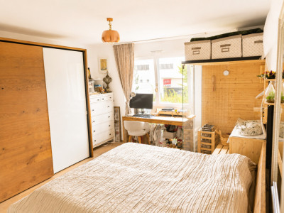 Modern 4.5-Room Apartment with Private Sauna & Balcony — Lake, EPFL image 10