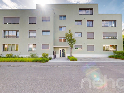 Neuwertige 3.5 Zimmer Eigentumswohnung ohne Baurecht in Allschwil image 1