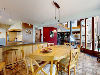 Maison familiale dexception : grands espaces, confort et luminosité image 4