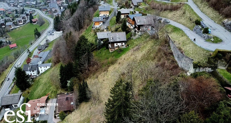 Parcelle à bâtir au coeur de Champéry image 2