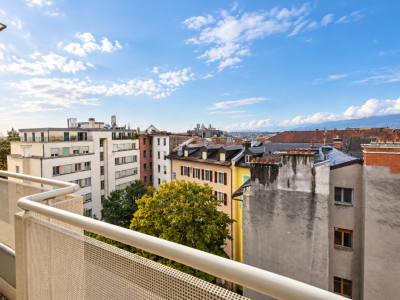 Dernier étage avec vue panoramique au coeur de Genève image 2