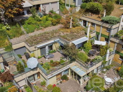 4.5 Zimmer Terrassenhaus mit Traumaussicht in Utzigen image 2