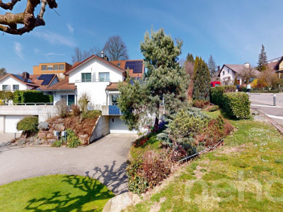 Gepflegtes Doppeleinfamilienhaus an familienfreundlicher Lage image 1