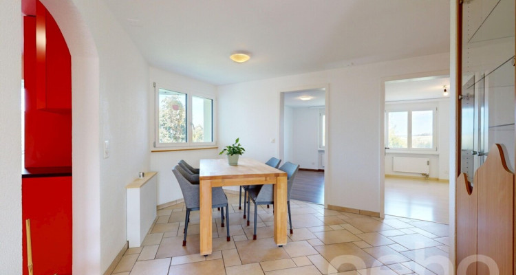 Grosszügige 5.5-Zimmerwohnung mit 2 Balkonen und Lift image 11